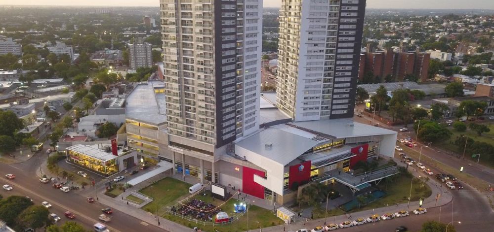 Torres y Nuevo Centro Shopping